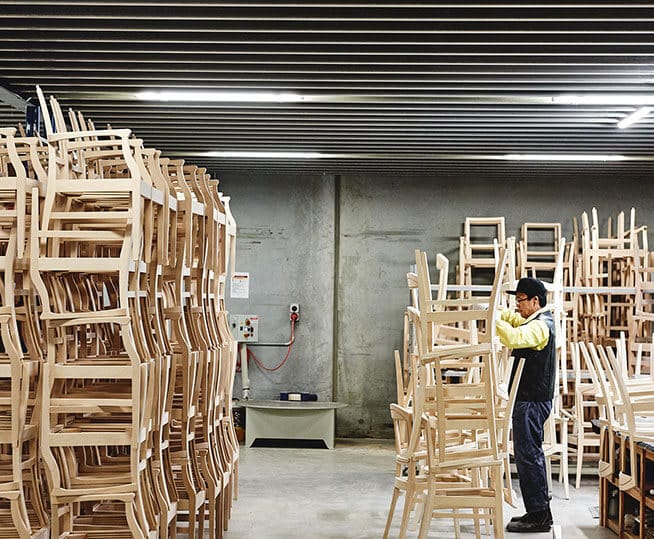 Vast Facility of Crown Furniture in Australia