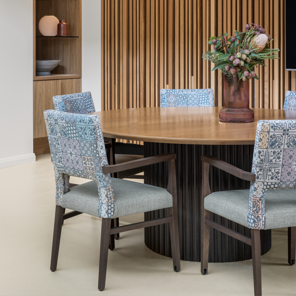 Alba Round Dining Table