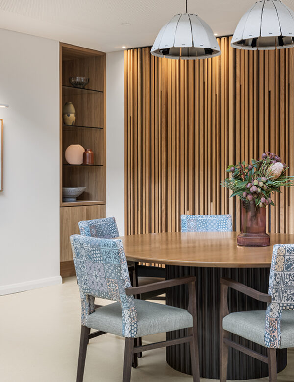 Alba Round Dining Table