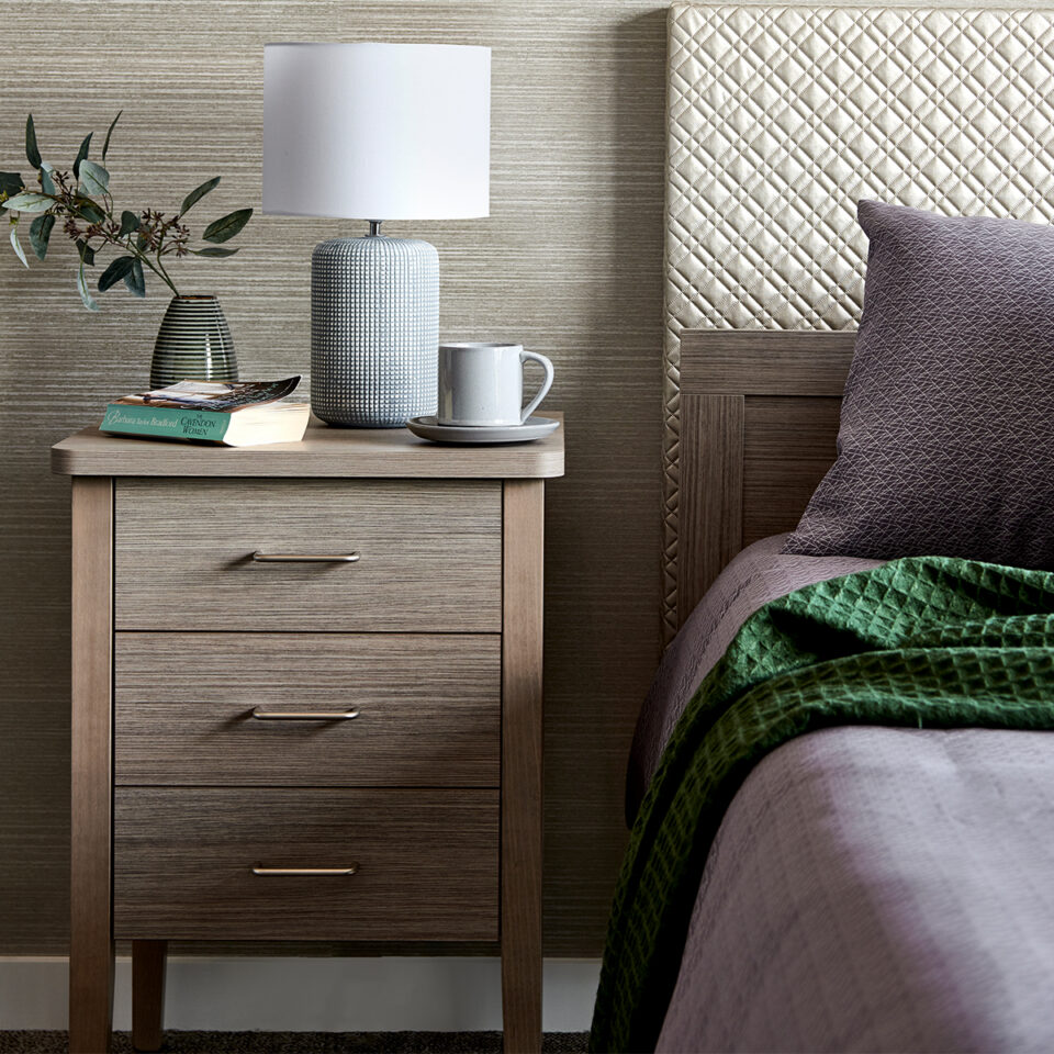 Marlo Bedside