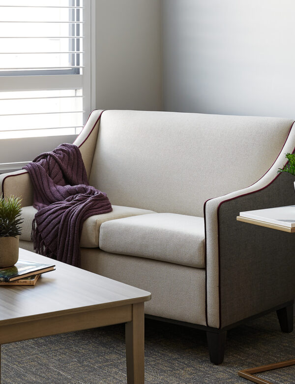 Noosa 2.5 Seater Mid Back Lounge
