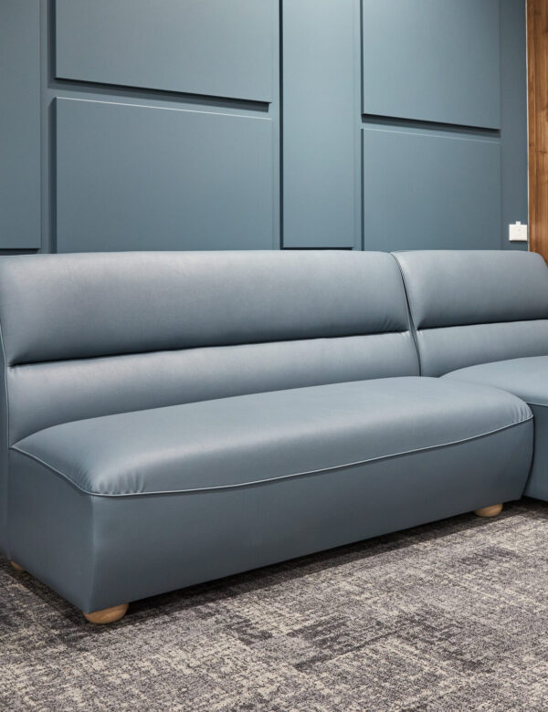 Genu Robust 2 Seater Lounge