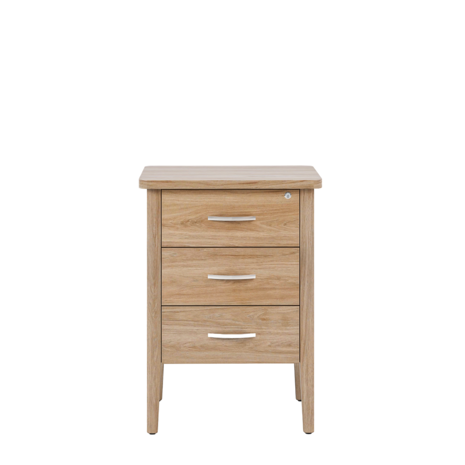 Marlo Bedside